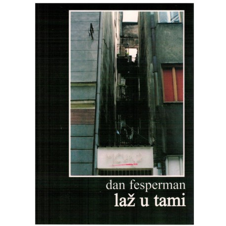 Laž u tami